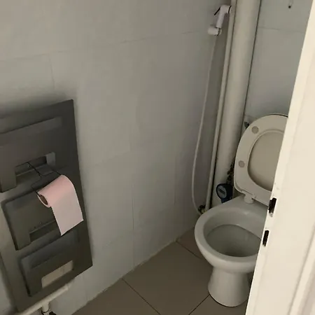 Homestay Single Avec Acces Direct Aeroport D'orly Orly