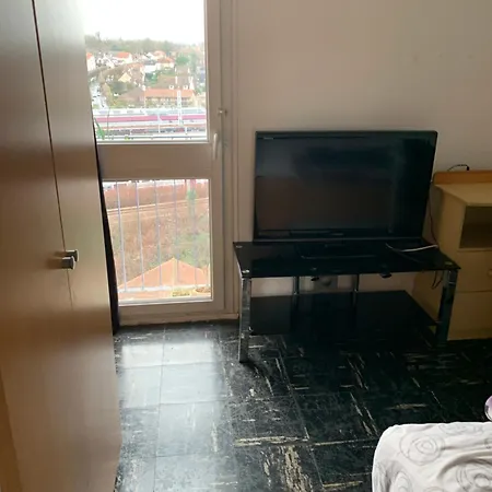 Homestay Single Avec Acces Direct Aeroport D'orly Orly